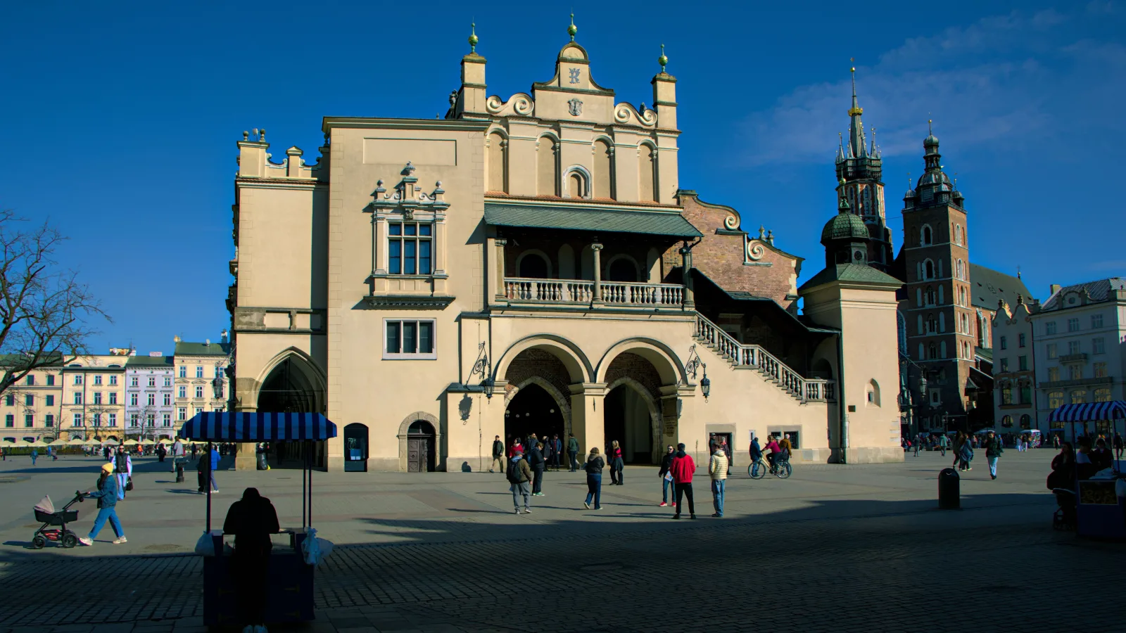 Old Town vs Kazimierz: Best Kraków Area to Stay